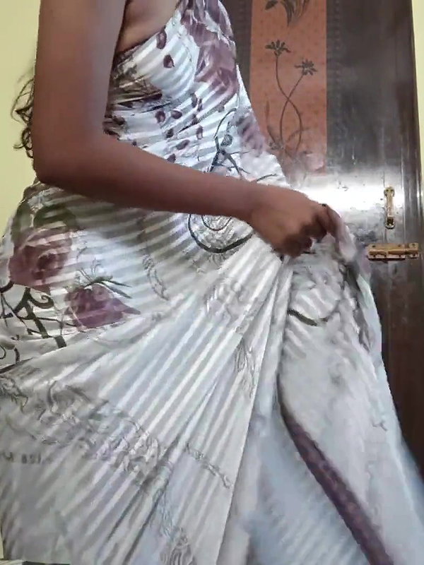 Tamil girl nude dancing