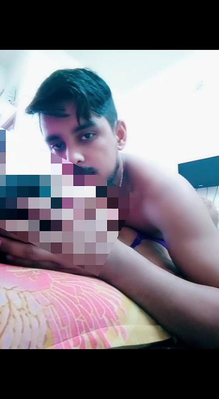 Desi gaandu boy fuck cute girl