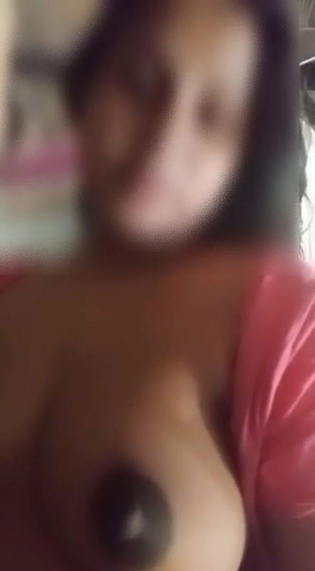 Village Desi Bhabhi Booobs Showing Open Boobs