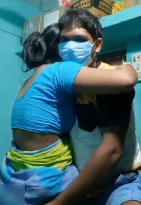 Bhaiya aur bhabhi ka mast homemade sex chal raha hai