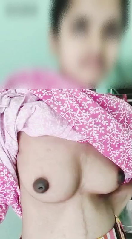 Boobs Showing Open Big boobs village girl sexxx