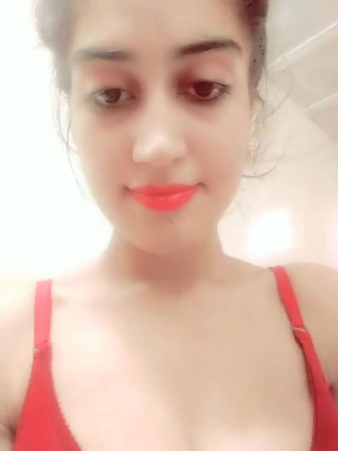 vid  bigboobs sister old collection