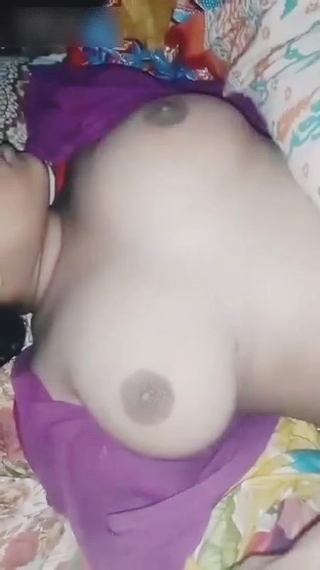 Open Blouse Showing Boobs sexx