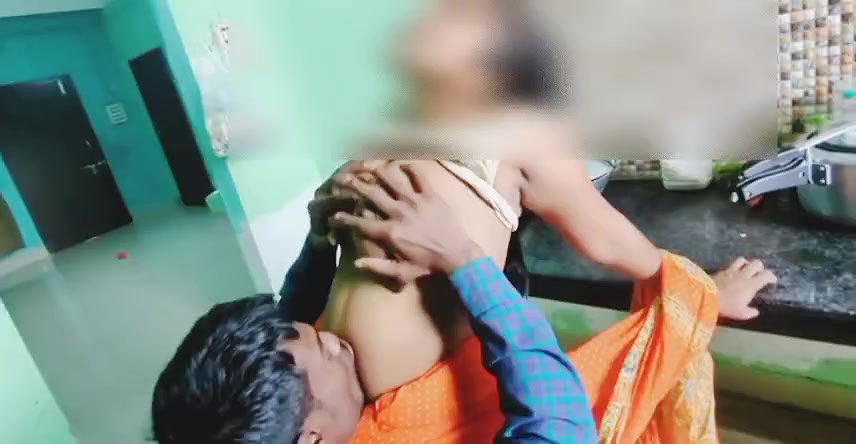 Indian Desi village husband wife homemade sex enjoy pati patni ka sex mast