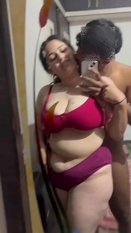 Mumbai Lovers Snapchat videos leaked cute chubby girl III