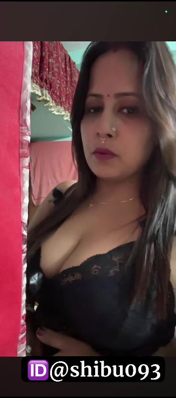 Youtuber Gouri queen New