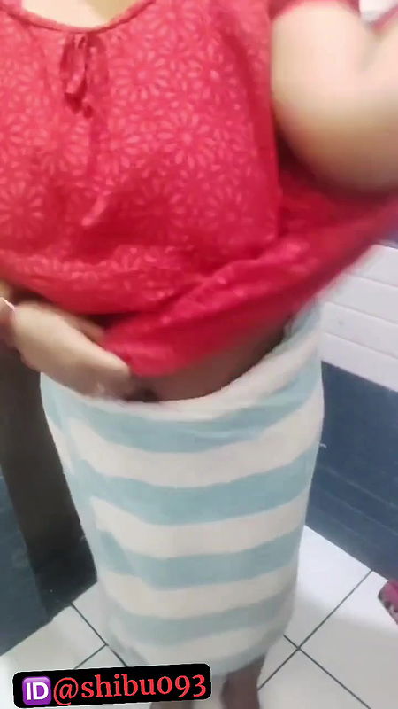 Cute youtuber bhabi bath