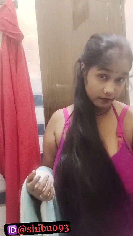 Cute youtuber bhabi bath