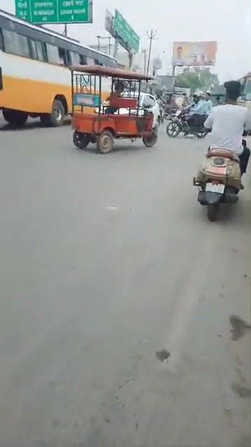 NudeKaleshbetweenAgirlandrickshawguyMustwatch