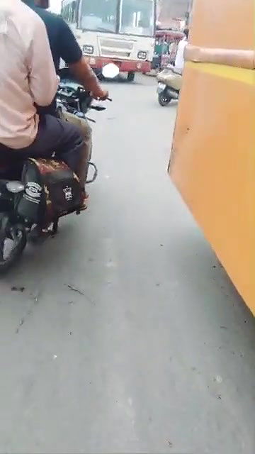 NudeKaleshbetweenAgirlandrickshawguyMustwatch