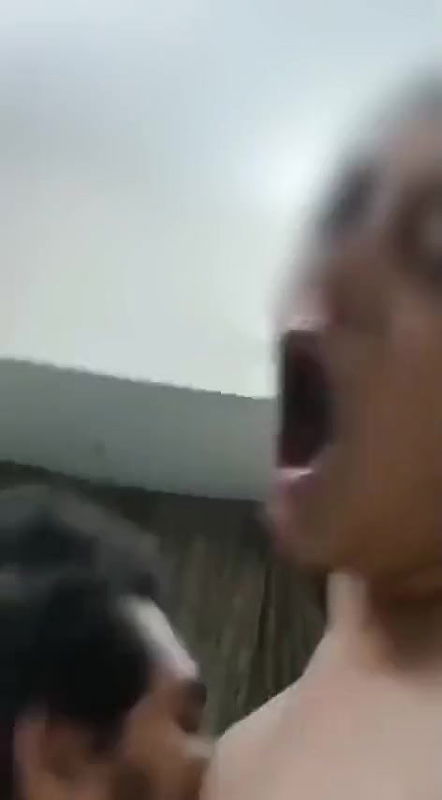 Village devar dood p raha hai