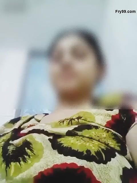 Showing boobs in indian girl sex