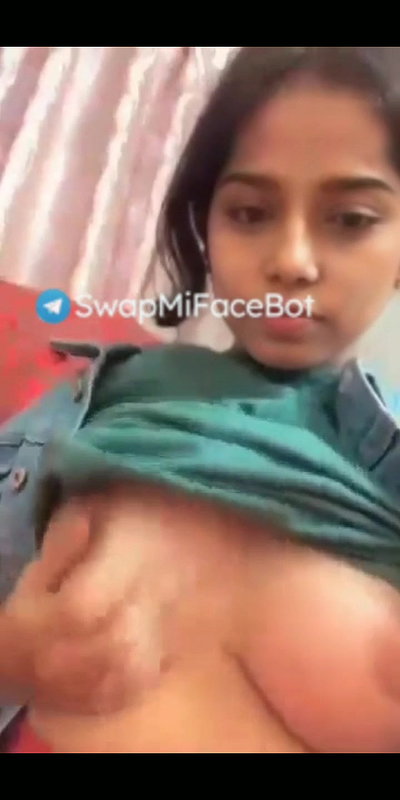 Tamil mallu chennai it girl showing boobs