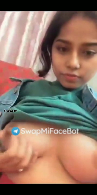 Tamil mallu chennai it girl showing boobs