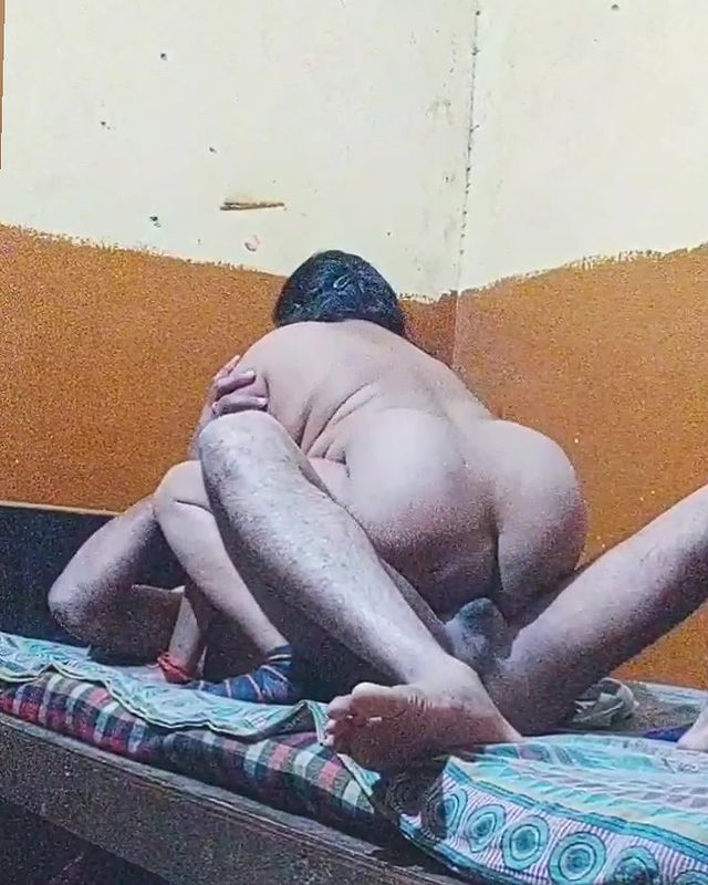 Desi kannur Big ass muslim aunty and boy sahos best cum shot scene