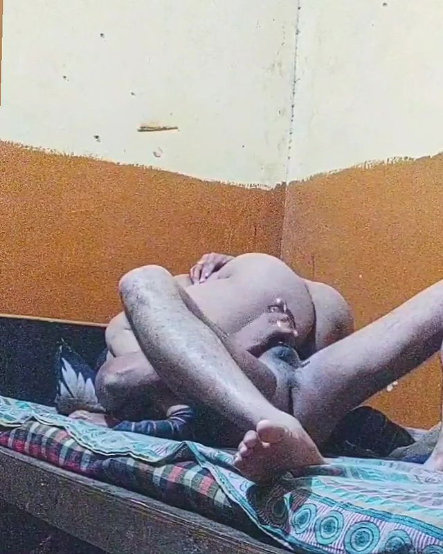 Desi kannur Big ass muslim aunty and boy sahos best cum shot scene