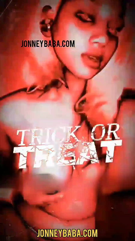 Snapchat leak young college girl hot boobs show and pussy show in movie styl