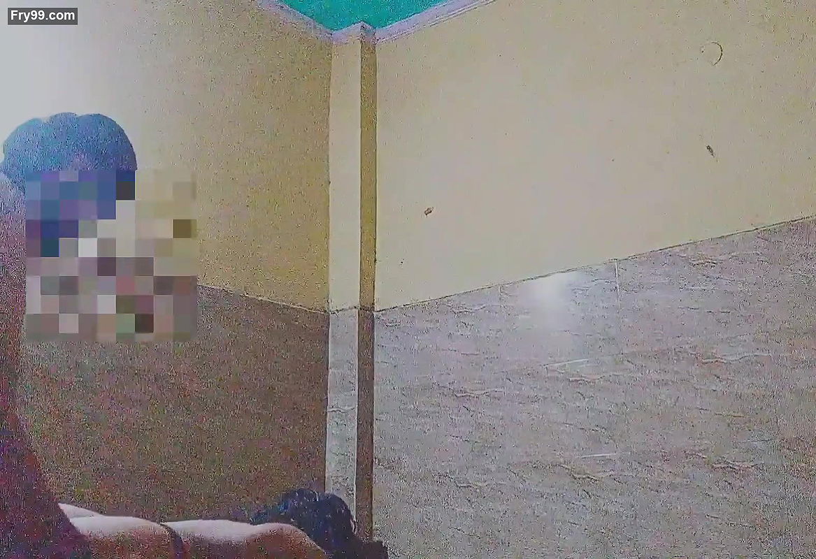 Desi devar ne bhabi ko khodi banake gaand maara saho