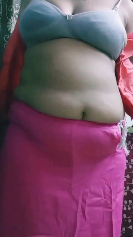 Desi local saree blouse wali bhabi xxx