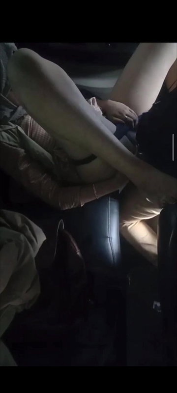 Tamil girl fucking first time in car part