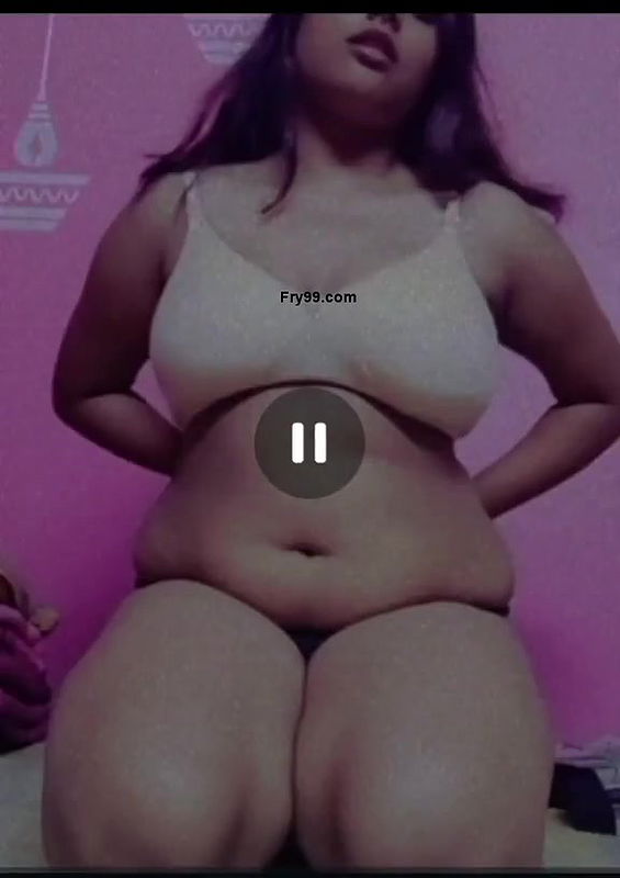 Bengali girl show tanker boobs