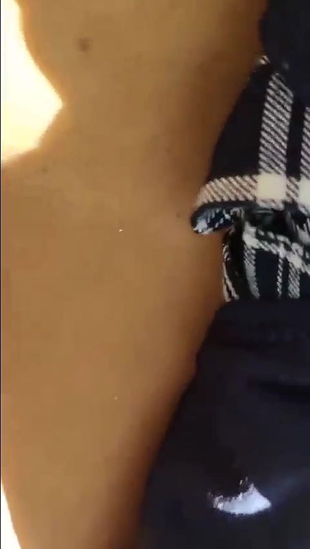 Outdoor gf fucking hard moaning