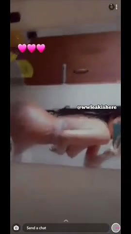 Gf recording her nudes for boyfriend