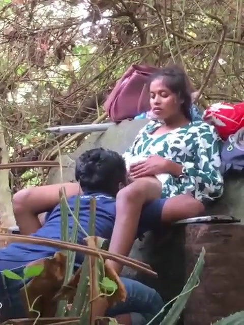 Horney Girlfriends outdore pussy sucking by BF