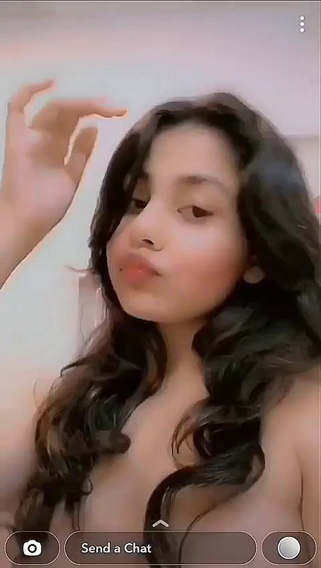 Paki girl showing in snapchat