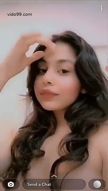 Paki girl showing in snapchat