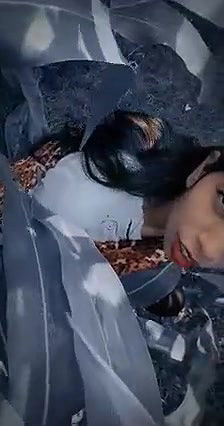 Bhabhi sucking in outdoor