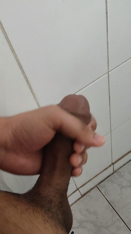 Bangladeshi boy dick showing