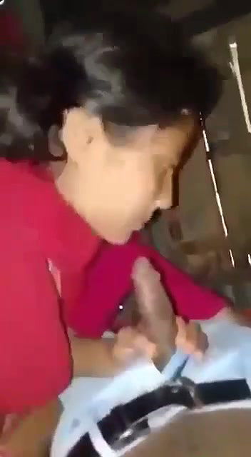 desi village bhabhi sucking stepbrothers dick