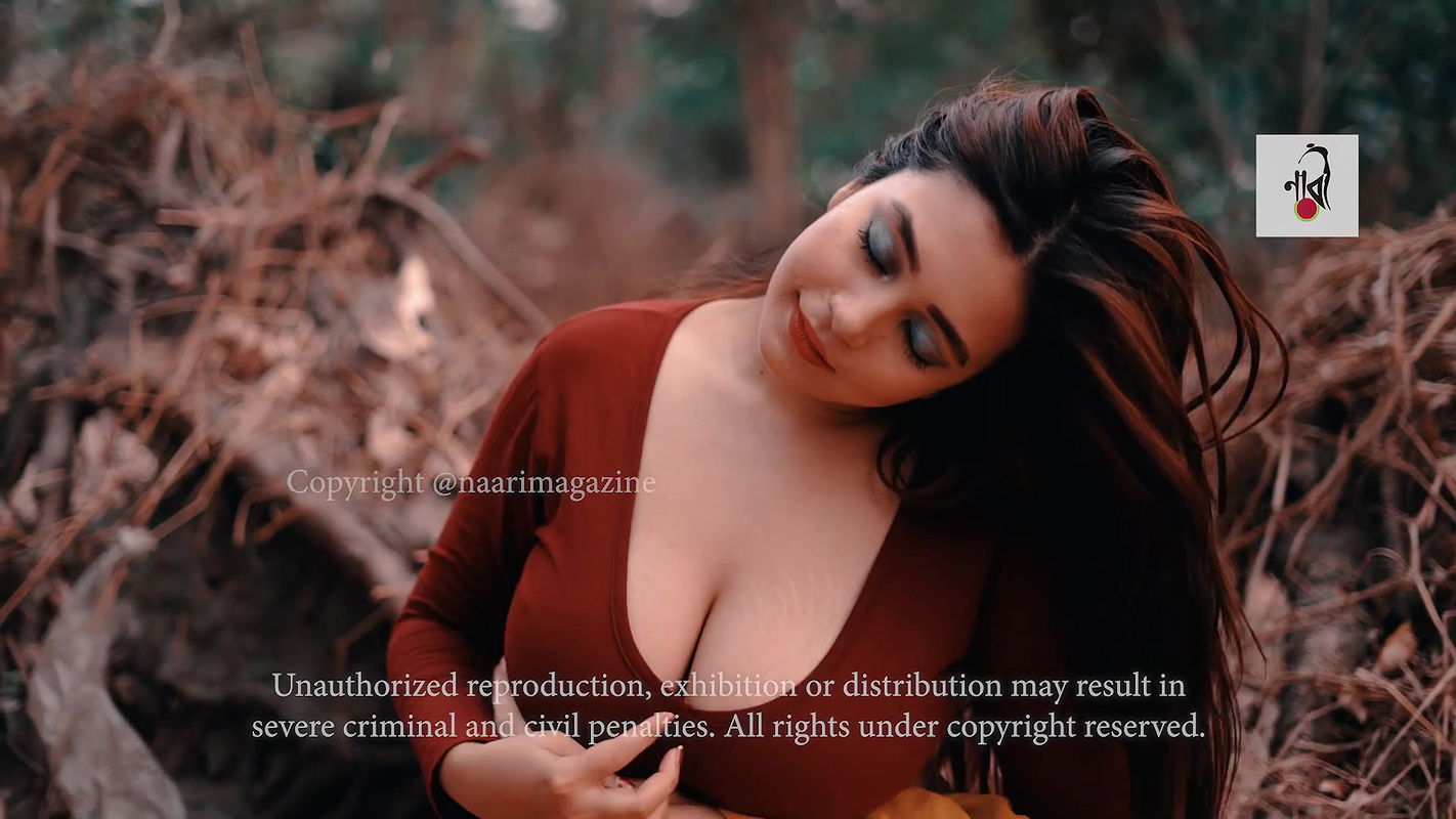 Big boobs model Rimpi sexy photoshoot