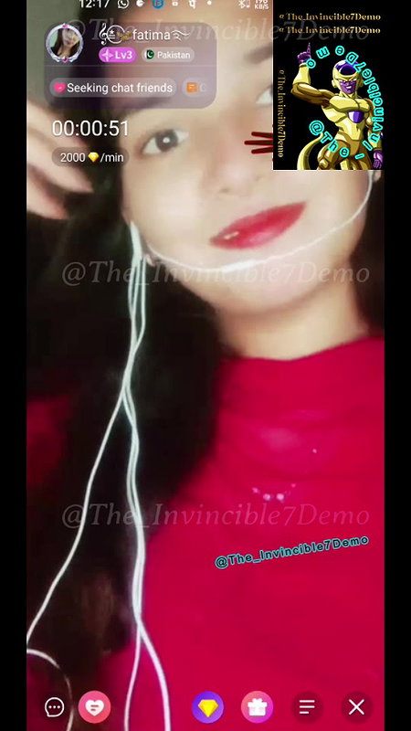 Fatima in red hot dress chamet