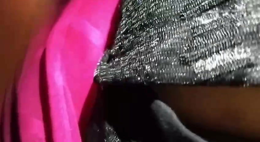 desi aunty showing her clevas