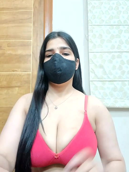 Stripper AaliyaBhattt Boobs Show