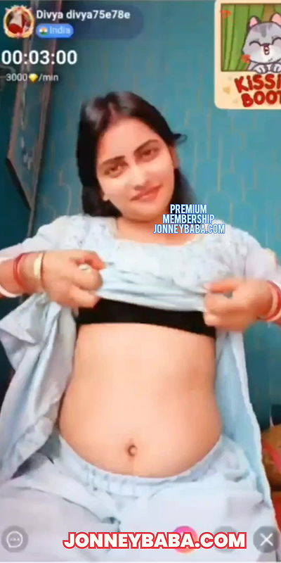 Swxy divya chamet with playing ass holl and boobs