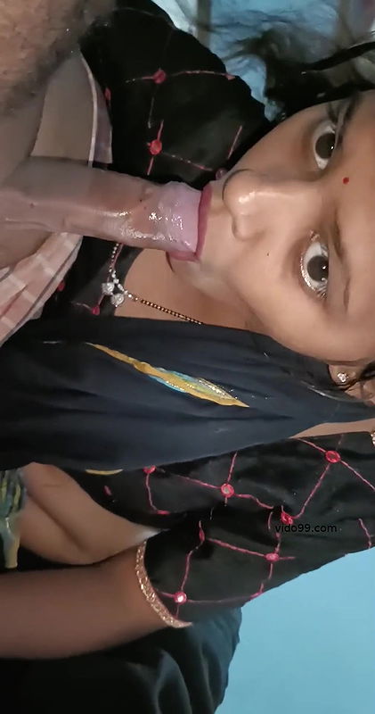 Indian girlfriend giving blowjob