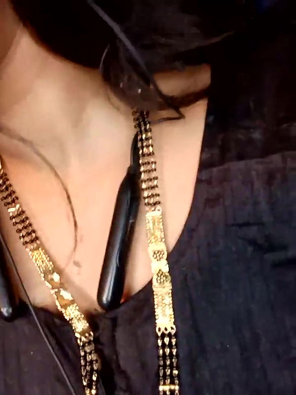 Anupama Jhoshi Pussy Show