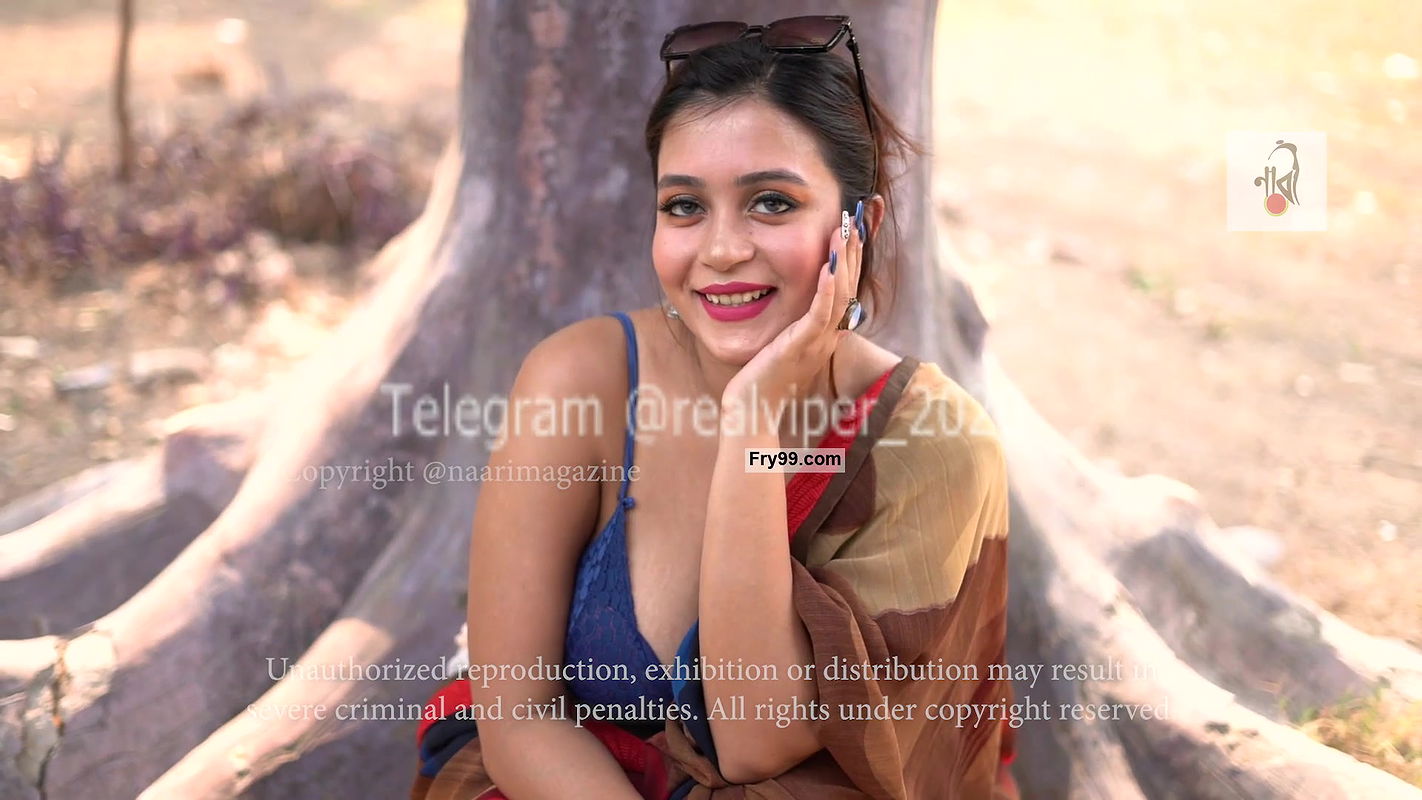 Big boobs model Rimpi sexy photoshoot