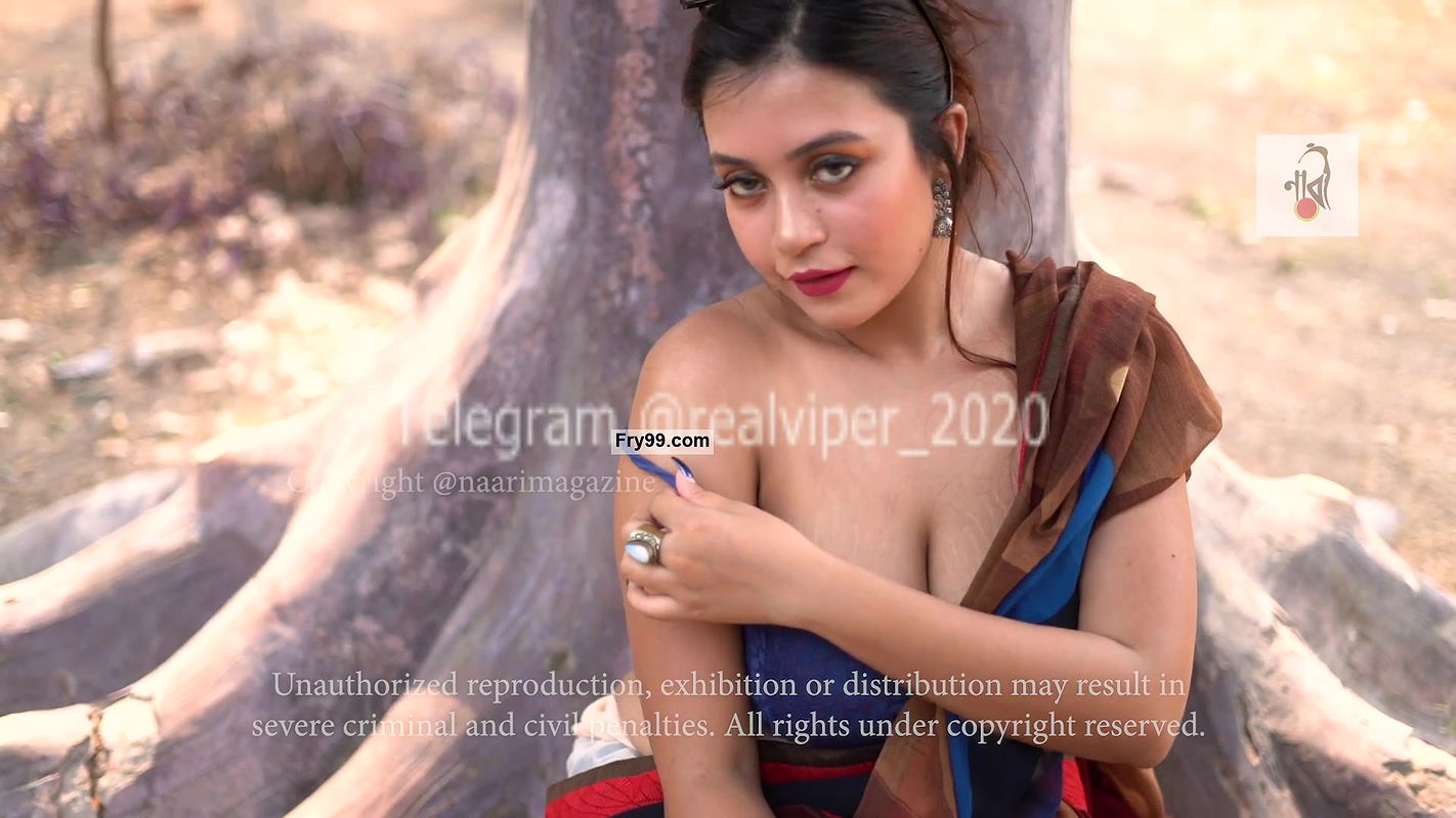 Big boobs model Rimpi sexy photoshoot