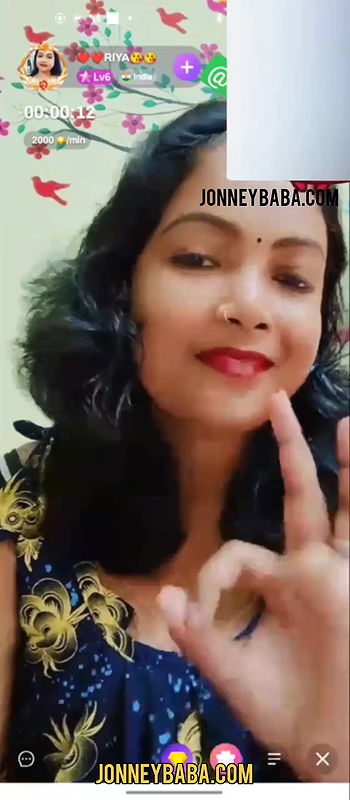 aunty on chamet nude exclusive show