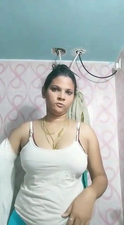 Bank Hottie UPDATE Video