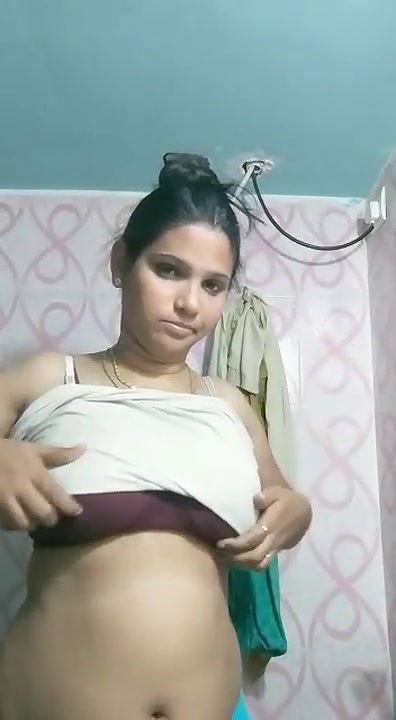 Bank Hottie UPDATE Video