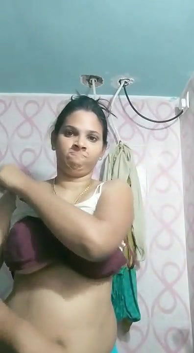 Bank Hottie UPDATE Video