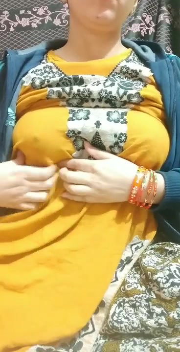 Beautiful Paki Girl UpdatesFrozen