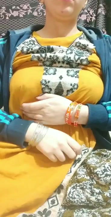 Beautiful Paki Girl UpdatesFrozen