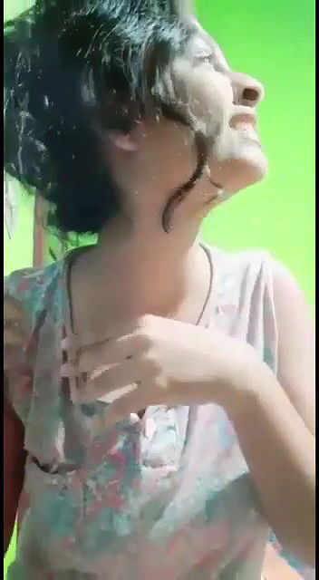 Beautiful Cute Girl Showing Her Bigboobs