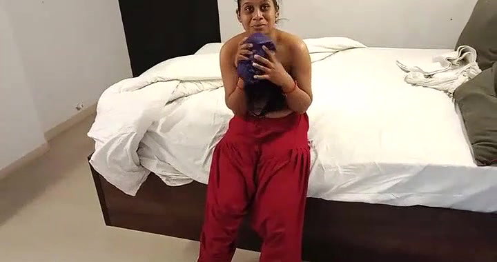 Desi sexy aunty fuck for money
